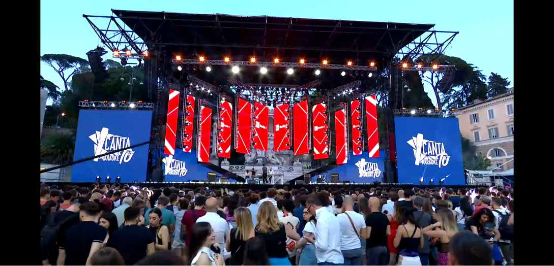 Stage concert